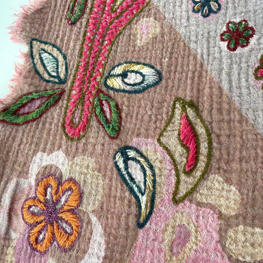 HENRY CHRIST - HENRY CHRIST New Hand Embroidered Wool Scarf - AVVIIVVA.COM