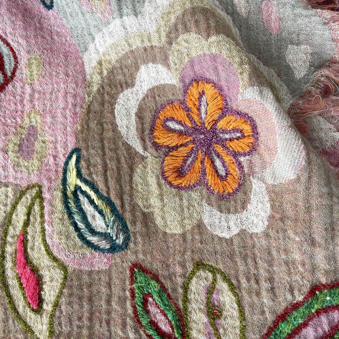 HENRY CHRIST - HENRY CHRIST New Hand Embroidered Wool Scarf - AVVIIVVA.COM