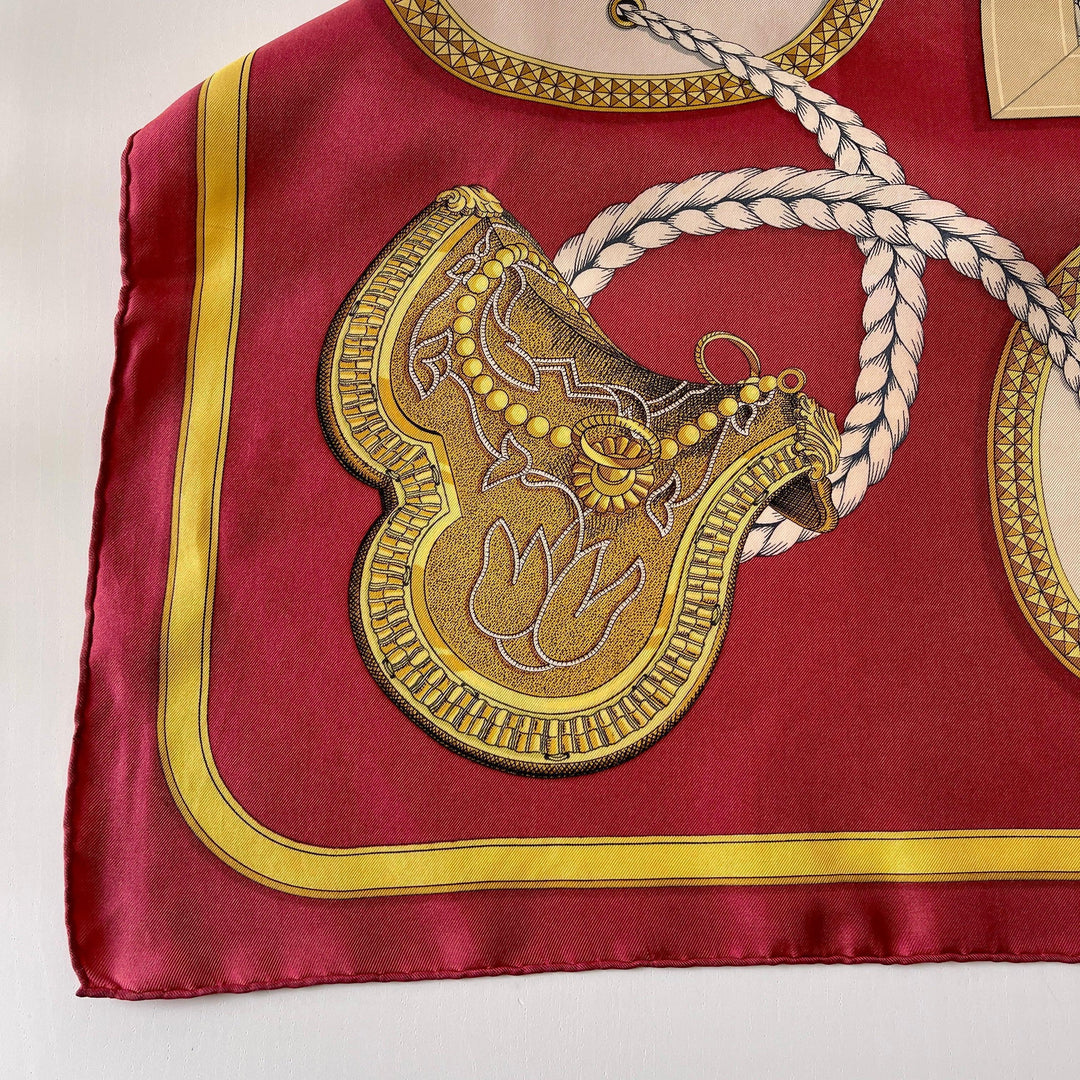 HERMES - HERMES Vintage Silk Scarf - AVVIIVVA.COM