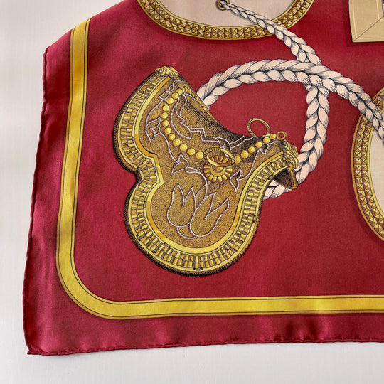 HERMES - HERMES Vintage Silk Scarf - AVVIIVVA.COM