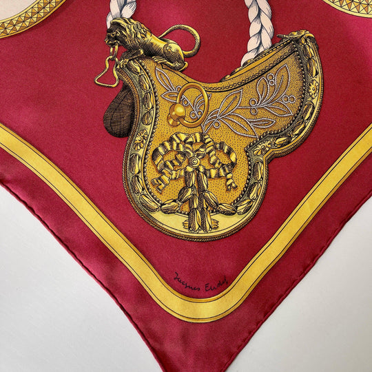 HERMES - HERMES Vintage Silk Scarf - AVVIIVVA.COM