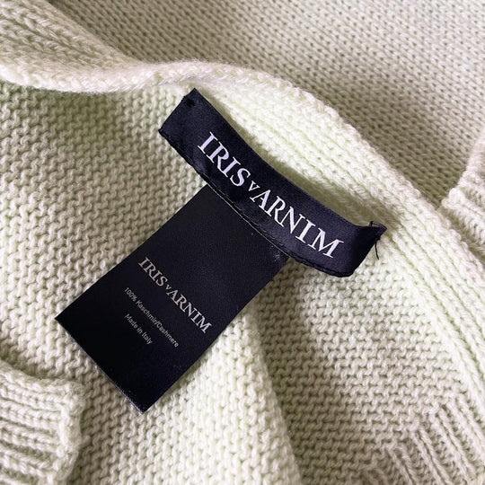 IRIS V ARMIN - IRIS V ARMIN Cashmere Scarf - AVVIIVVA.COM