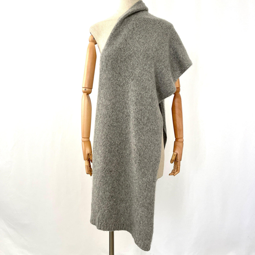 IRIS V ARMIN - IRIS V ARMIN Cashmere Scarf - AVVIIVVA.COM