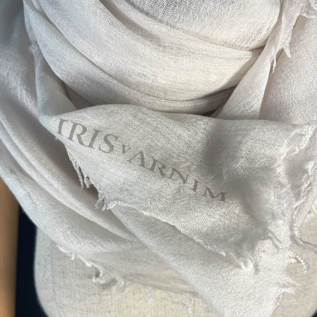 IRIS V ARMIN - IRIS V ARMIN Wool/Silk Scarf - AVVIIVVA.COM
