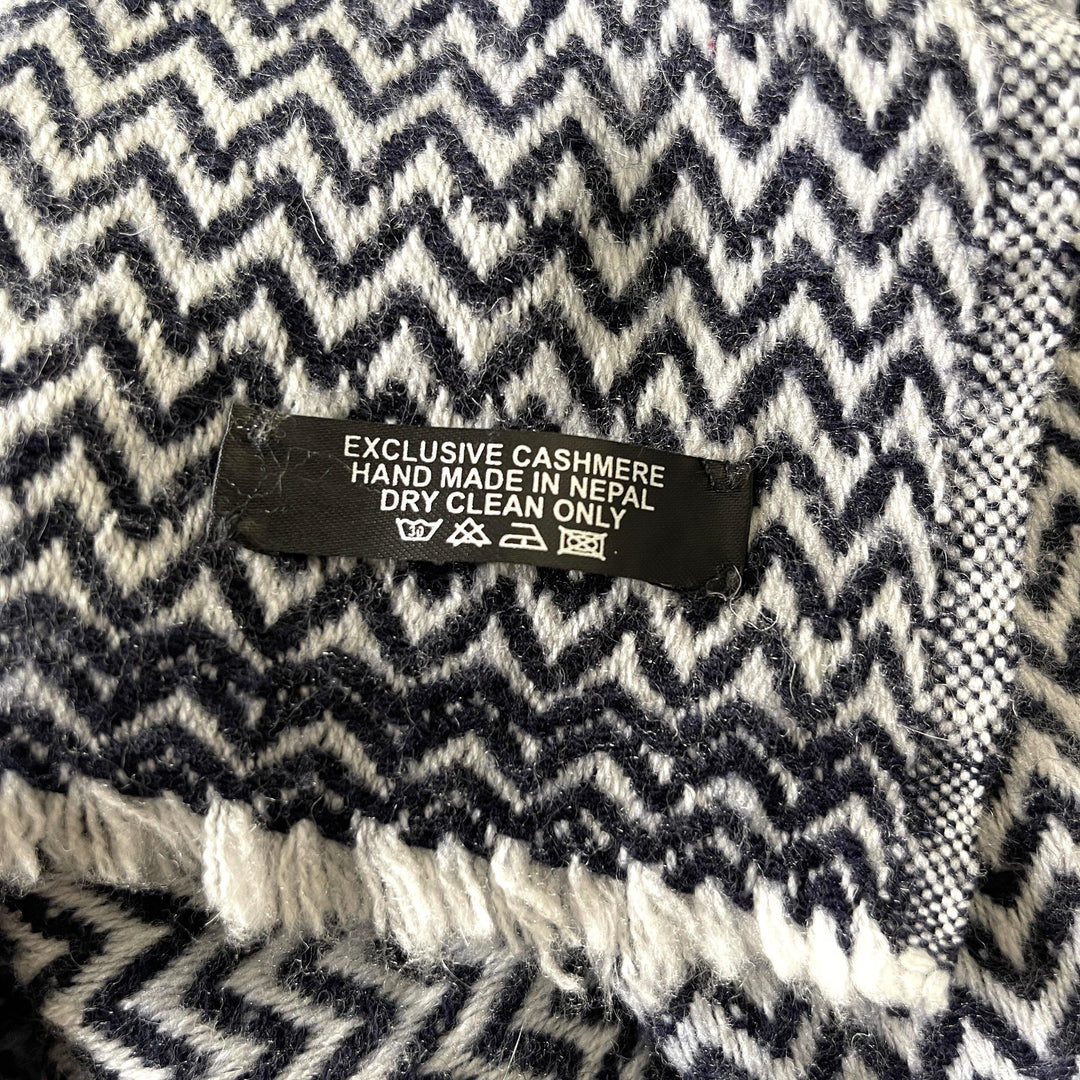 New Hand Made - New Hand Made Cashmere Scarf - AVVIIVVA.COM