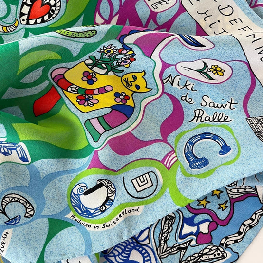 NIKI DE SAINT PHALLE - NIKI DE SAINT PHALLE L'Alphabet Silk Scarf - AVVIIVVA.COM