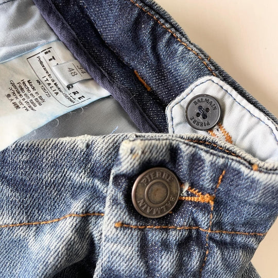 PIERRE BALMAIN - PIERRE BALMAIN Jeans - AVVIIVVA.COM