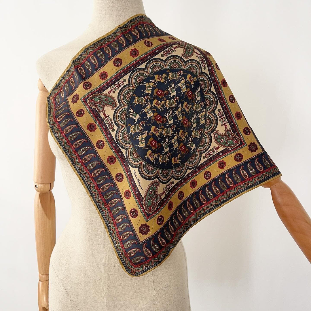 SALVATORE FERRAGAMO - SALVATORE FERRAGAMO Vintage Scarf - AVVIIVVA.COM