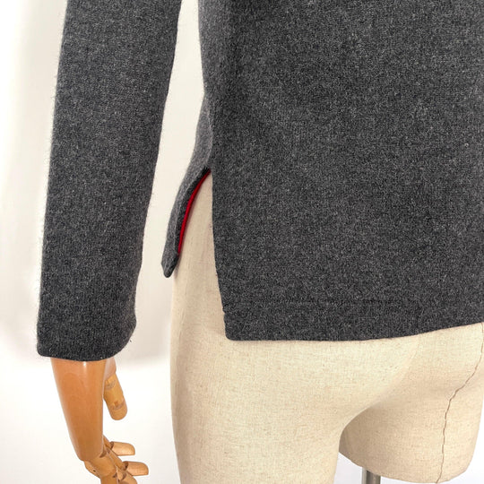 SHANGHAI TANG - SHANGHAI TANG New Reversible Cashmere Cardigan with Jade - AVVIIVVA.COM