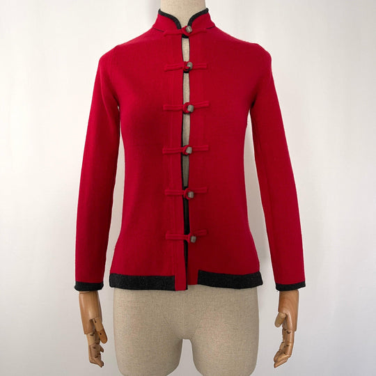 SHANGHAI TANG - SHANGHAI TANG New Reversible Cashmere Cardigan with Jade - AVVIIVVA.COM