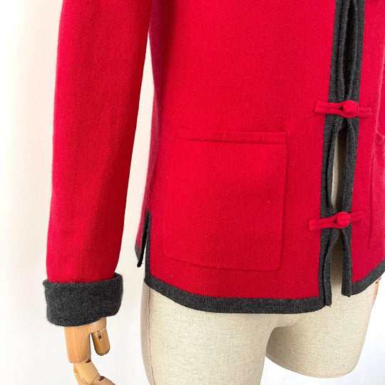 SHANGHAI TANG - SHANGHAI TANG Reversible Cashmere Cardigan with Jade - AVVIIVVA.COM