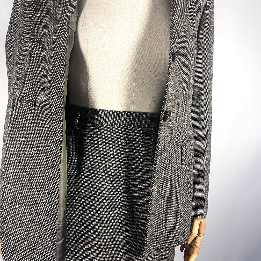 WINDSOR - WINDSOR Blazer and Skirt Set - AVVIIVVA.COM