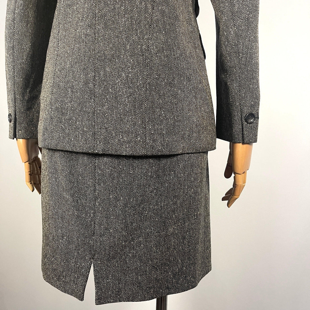 WINDSOR - WINDSOR Blazer and Skirt Set - AVVIIVVA.COM
