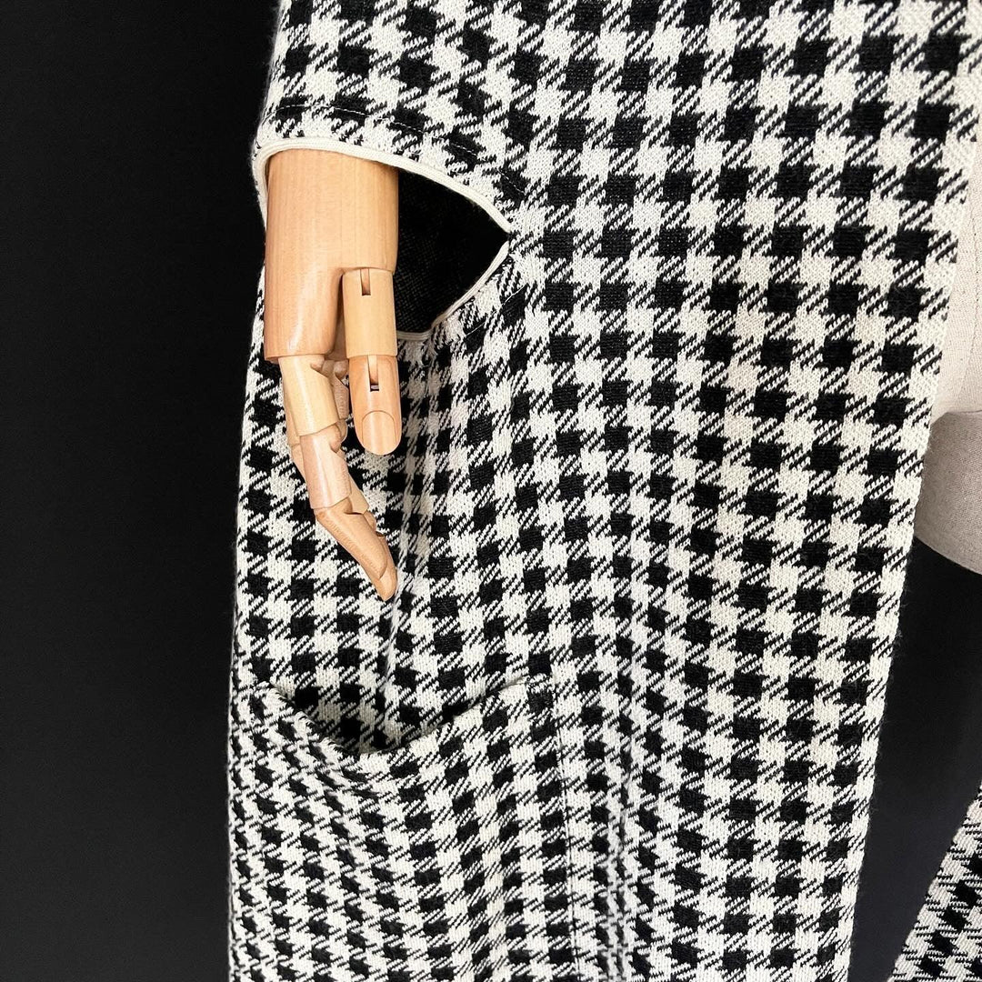 YOHJI YAMAMOTO - YOHJI YAMAMOTO Archive 2003 Houndstooth runway transformer scarf - AVVIIVVA.COM