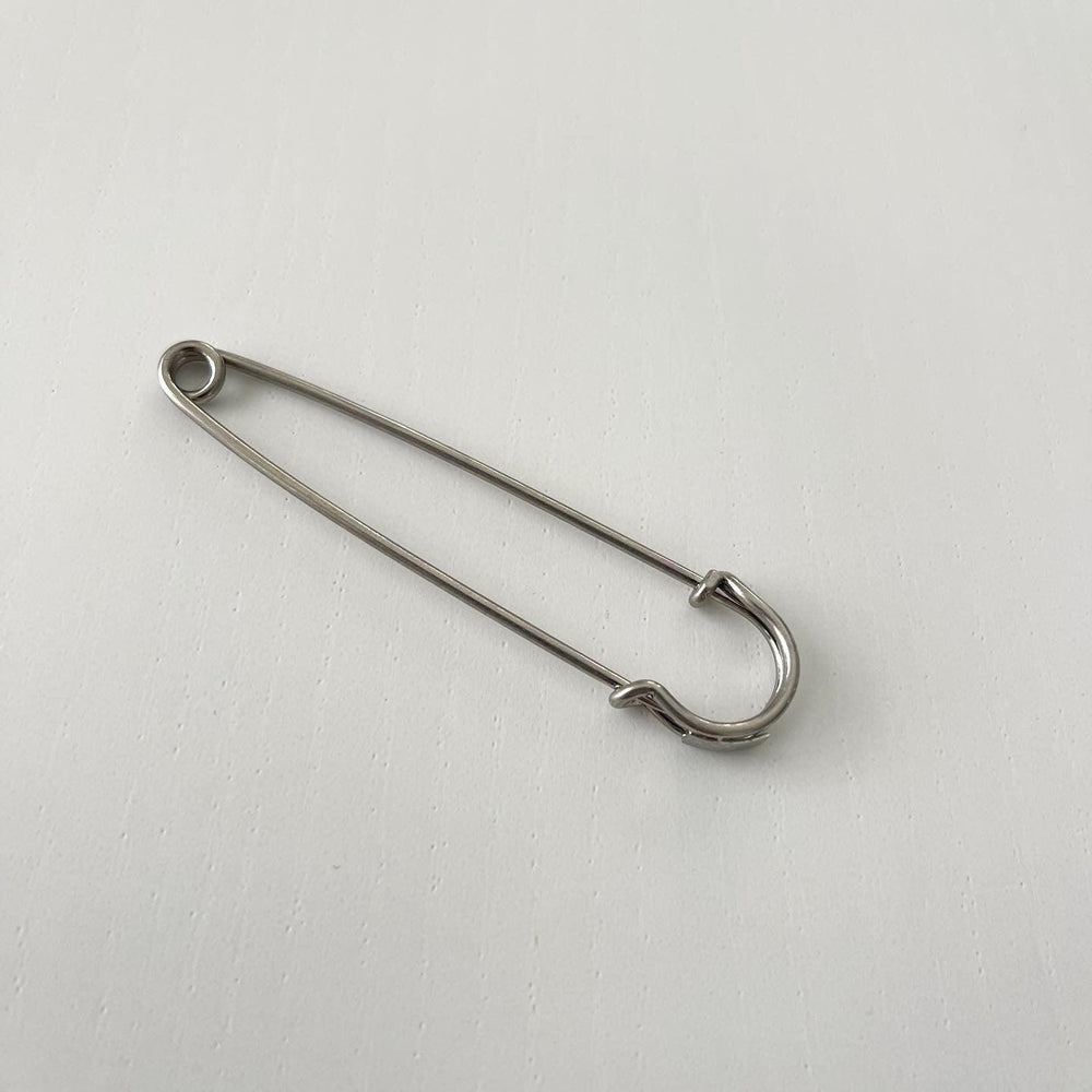 YOHJI YAMAMOTO - YOHJI YAMAMOTO Safety Pin - AVVIIVVA.COM