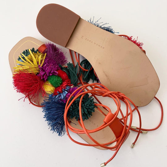 ZARA - ZARA Pompom Sandals - AVVIIVVA.COM